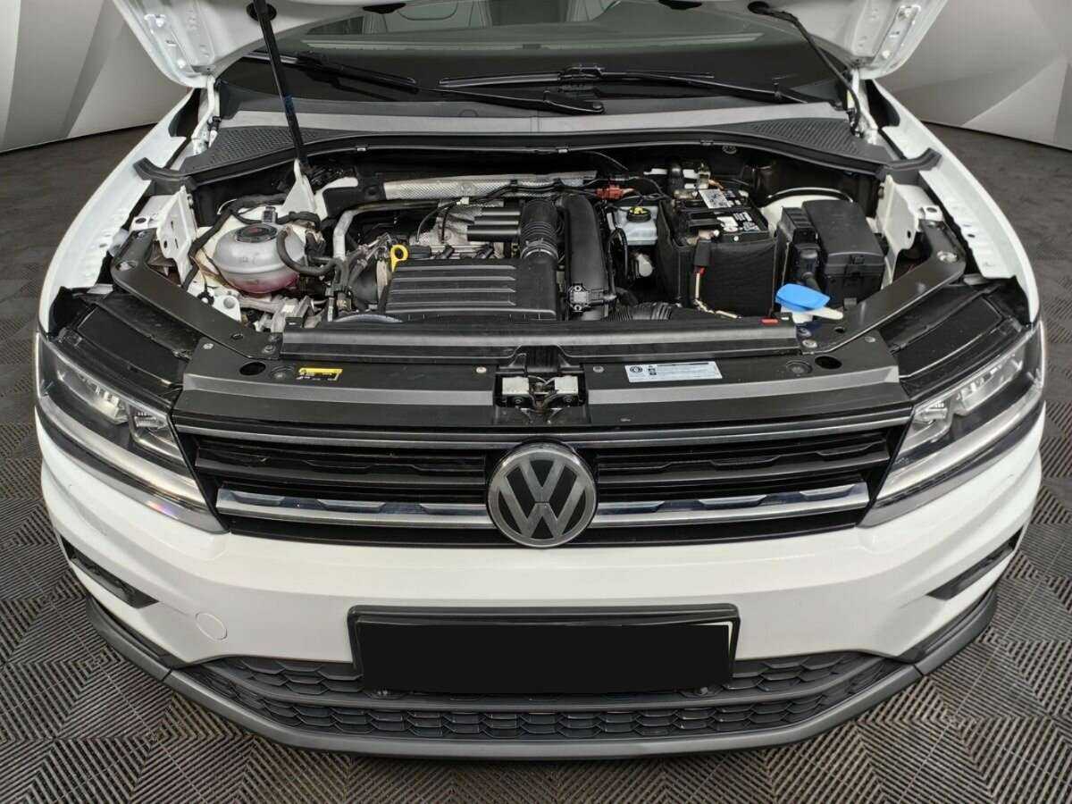 Купить Volkswagen Tiguan, 2018, 133 225 км.. Фото: #16