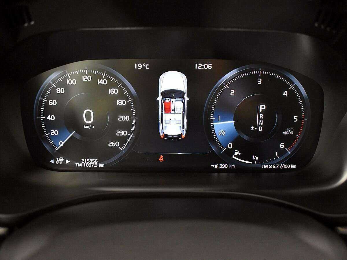 Купить Volvo XC60, 2018, 215 353 км.. Фото: #13