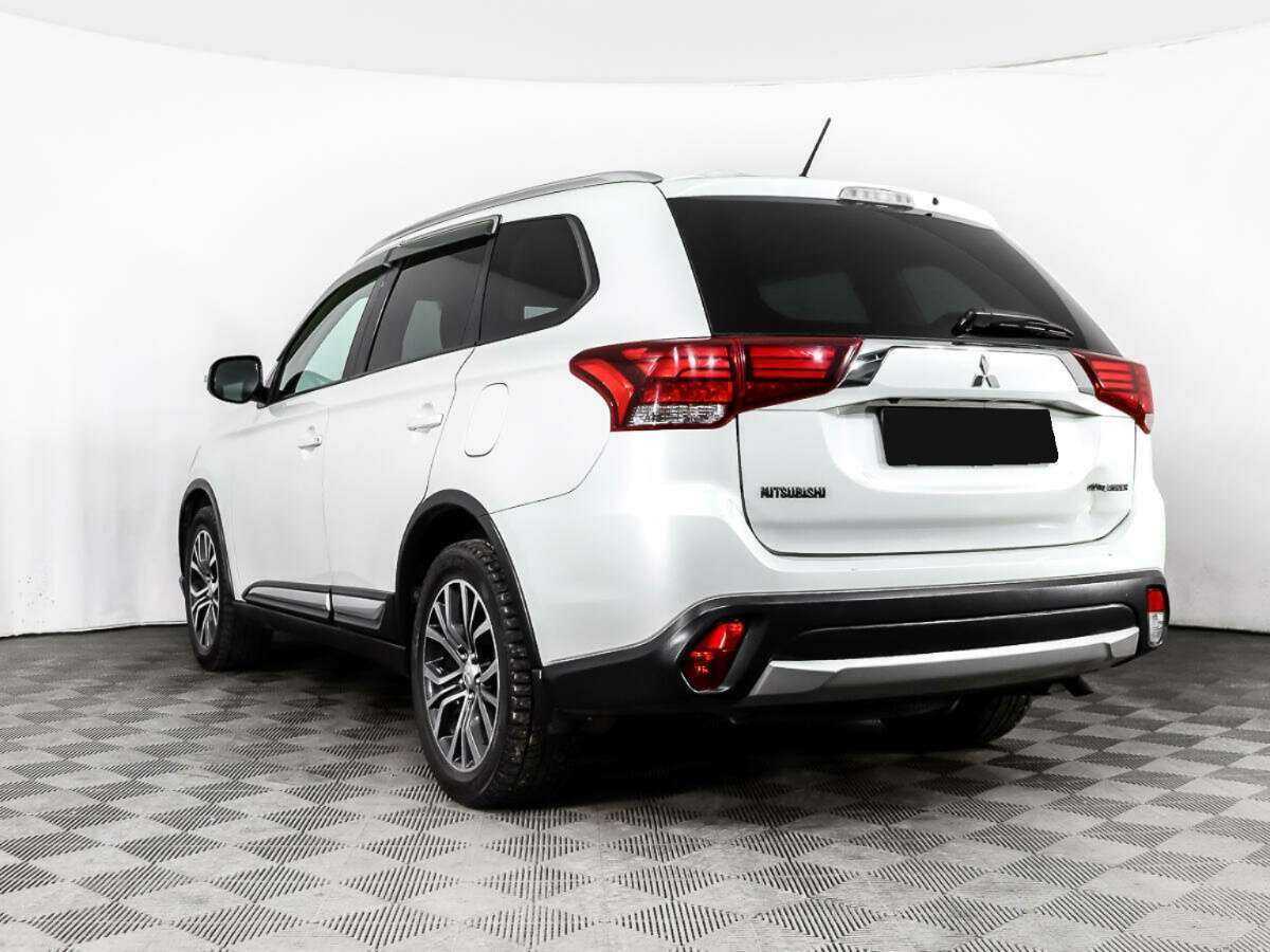 Купить Mitsubishi Outlander, 2016, 117 437 км.. Фото: #6