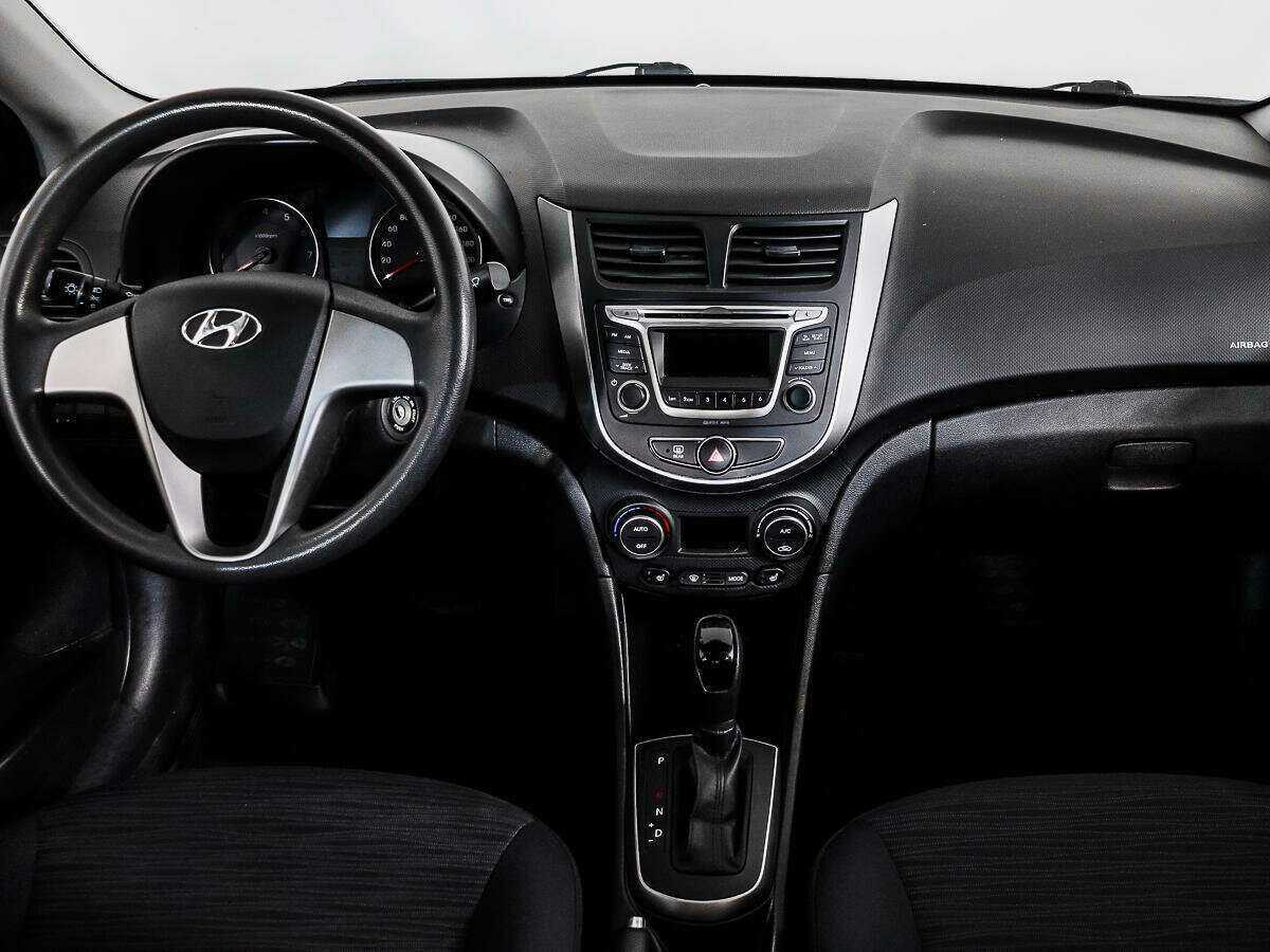 Купить Hyundai Solaris, 2016, 77 286 км.. Фото: #11