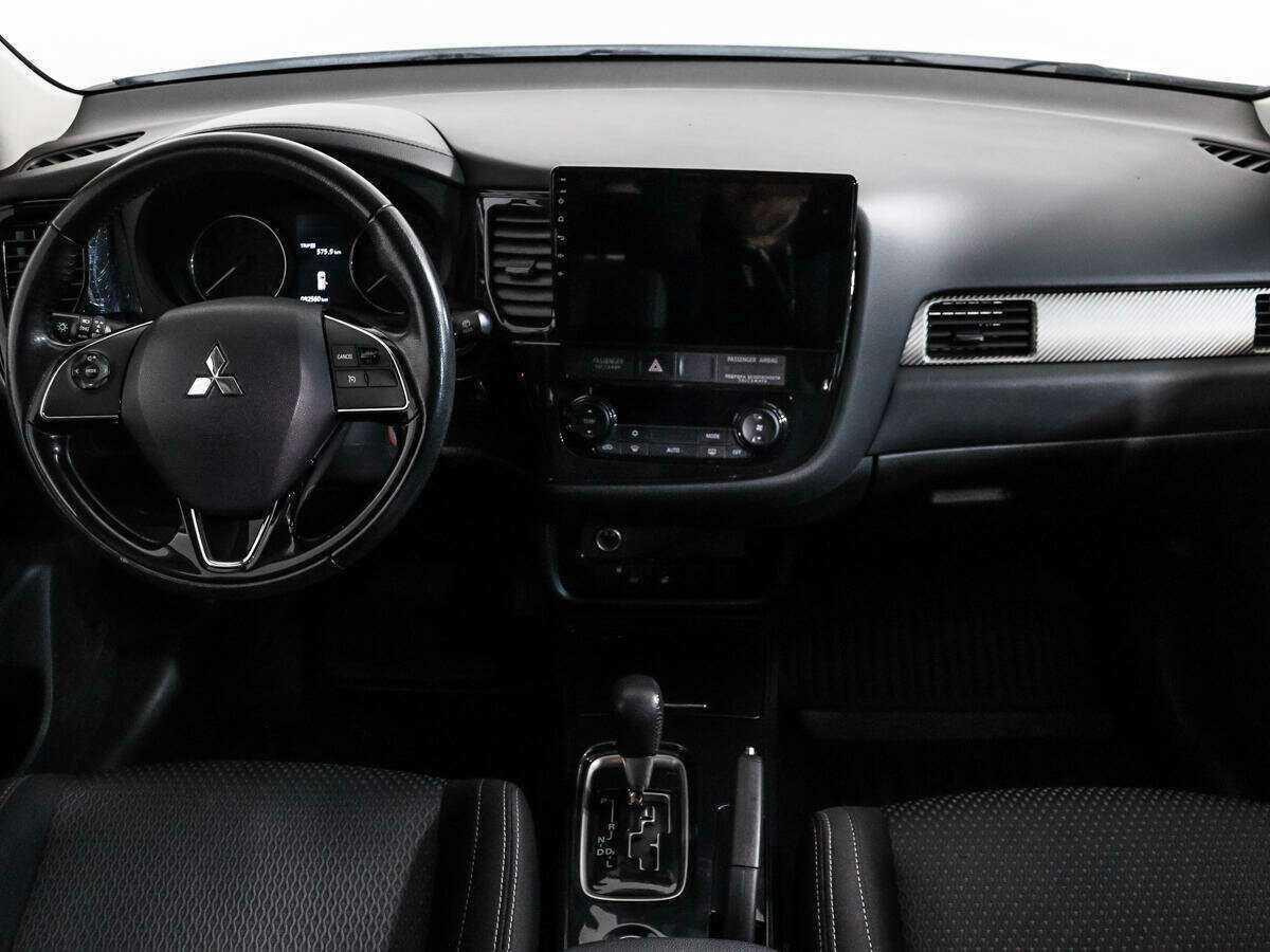 Купить Mitsubishi Outlander, 2018, 92 560 км.. Фото: #12