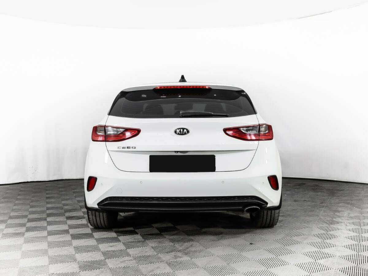 Купить Kia Ceed, 2018, 122 250 км.. Фото: #5