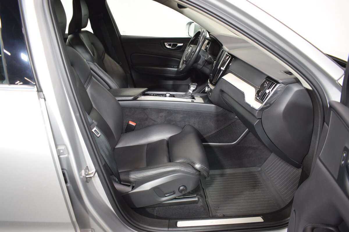 Купить Volvo XC60, 2020, 131 511 км.. Фото: #12
