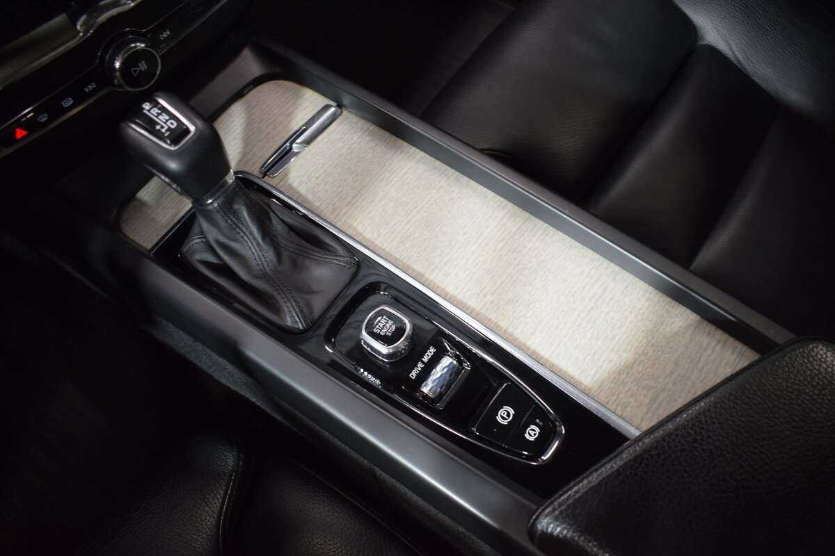 Купить Volvo XC60, 2020, 131 511 км.. Фото: #20