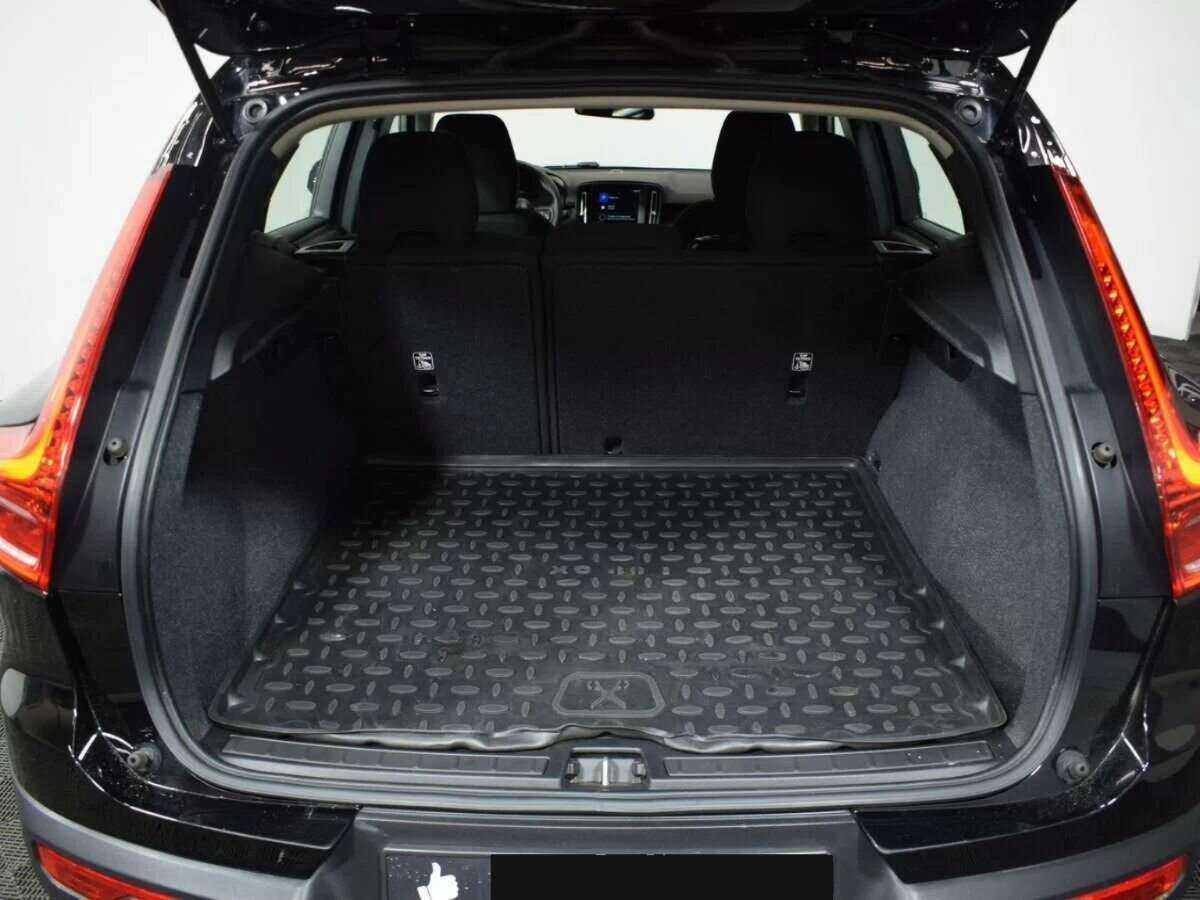 Купить Volvo XC40, 2019, 50 001 км.. Фото: #6
