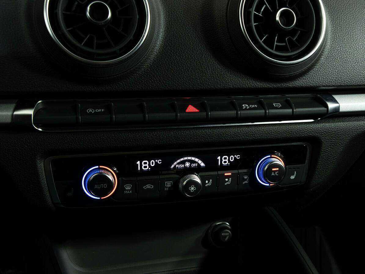 Купить Audi A3, 2018, 57 300 км.. Фото: #16