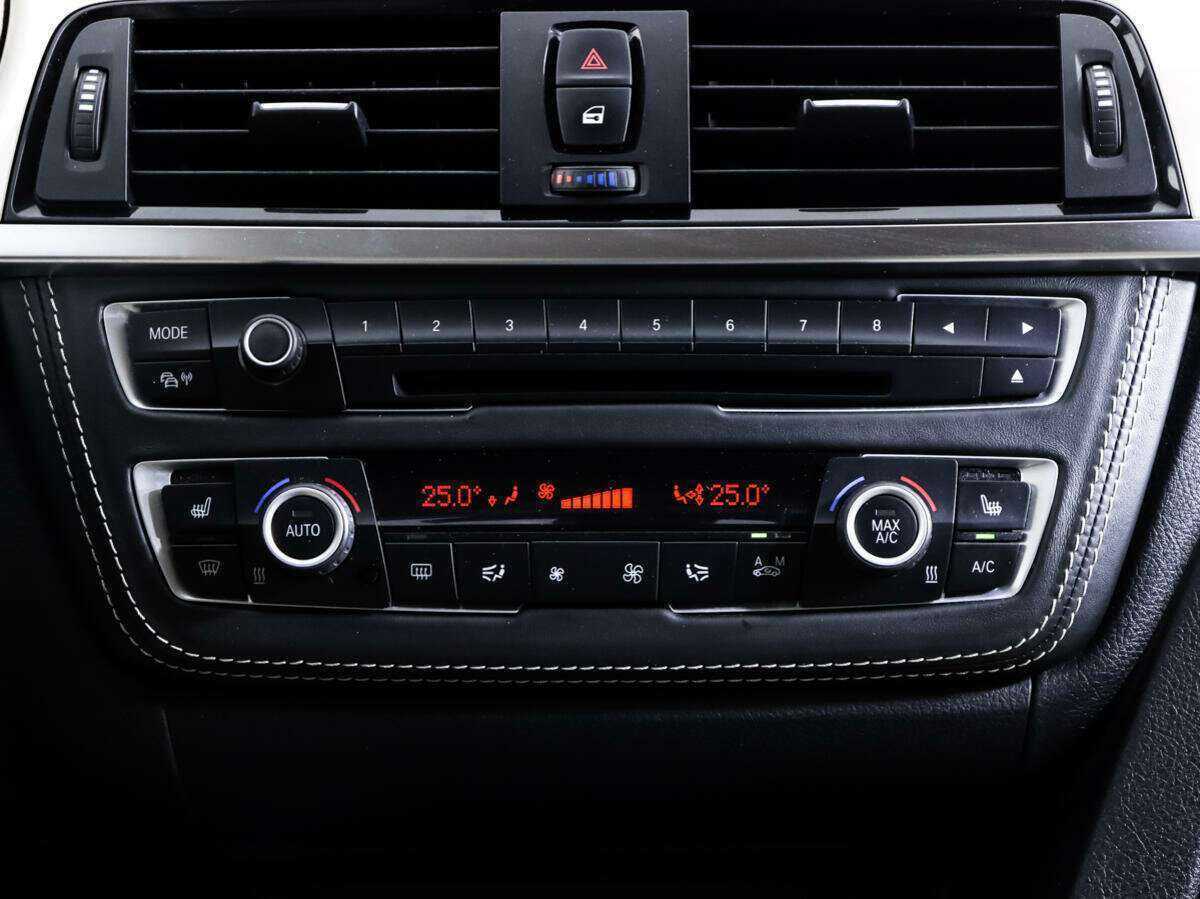 Купить BMW 3 серии, 2012, 167 578 км.. Фото: #14