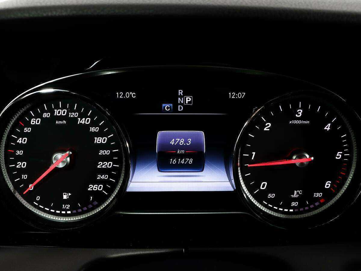 Купить Mercedes-Benz E-Класс, 2016, 161 477 км.. Фото: #17