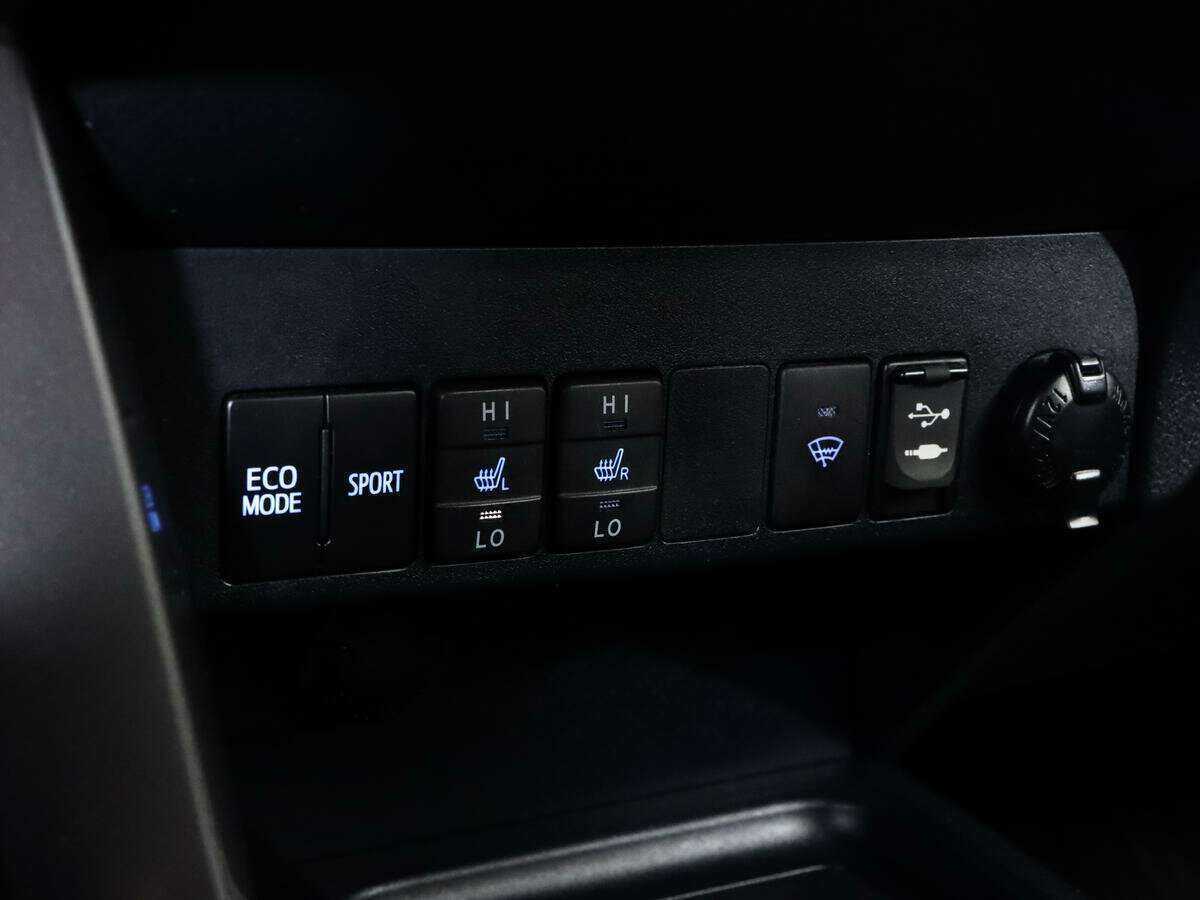 Купить Toyota RAV4, 2017, 69 277 км.. Фото: #15