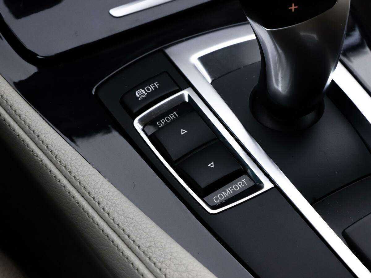 Купить BMW 5 серии, 2012, 190 000 км.. Фото: #19