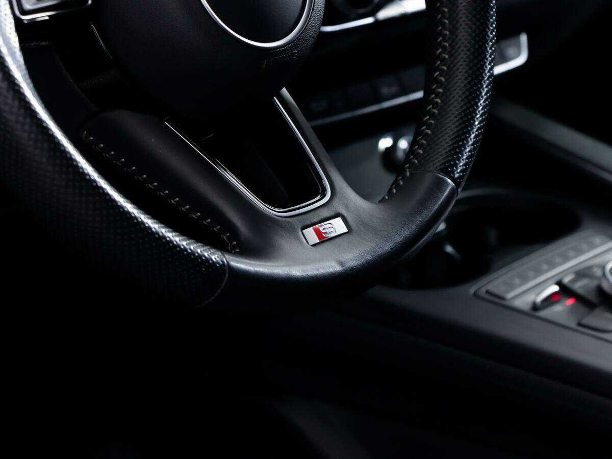 Купить Audi A4, 2019, 95 530 км.. Фото: #16