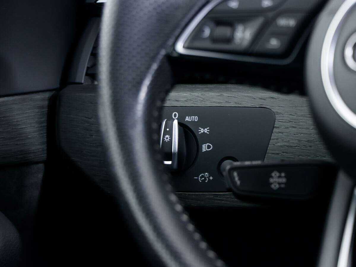 Купить Audi A4, 2019, 95 530 км.. Фото: #19