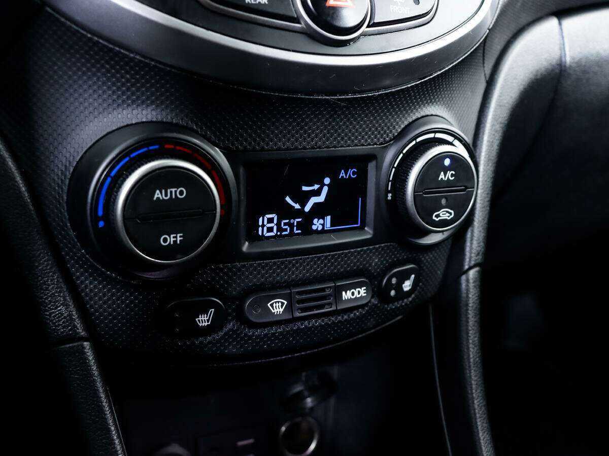 Купить Hyundai Solaris, 2016, 222 212 км.. Фото: #11