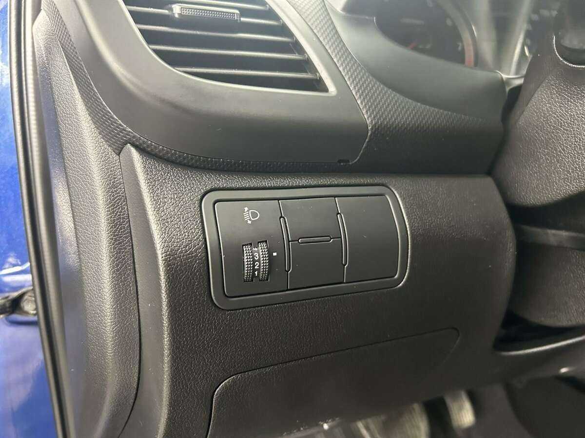 Купить Hyundai Solaris, 2016, 56 500 км.. Фото: #8