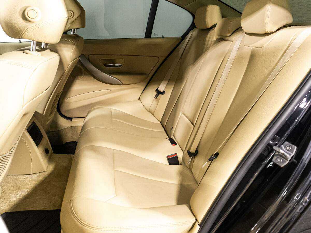 Купить BMW 3 серии, 2014, 215 678 км.. Фото: #9