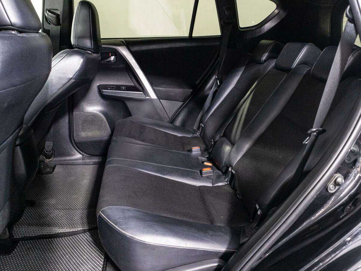 Купить Toyota RAV4, 2016, 170 973 км.. Фото: #9
