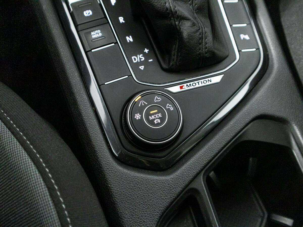 Купить Volkswagen Tiguan, 2020, 137 042 км.. Фото: #16