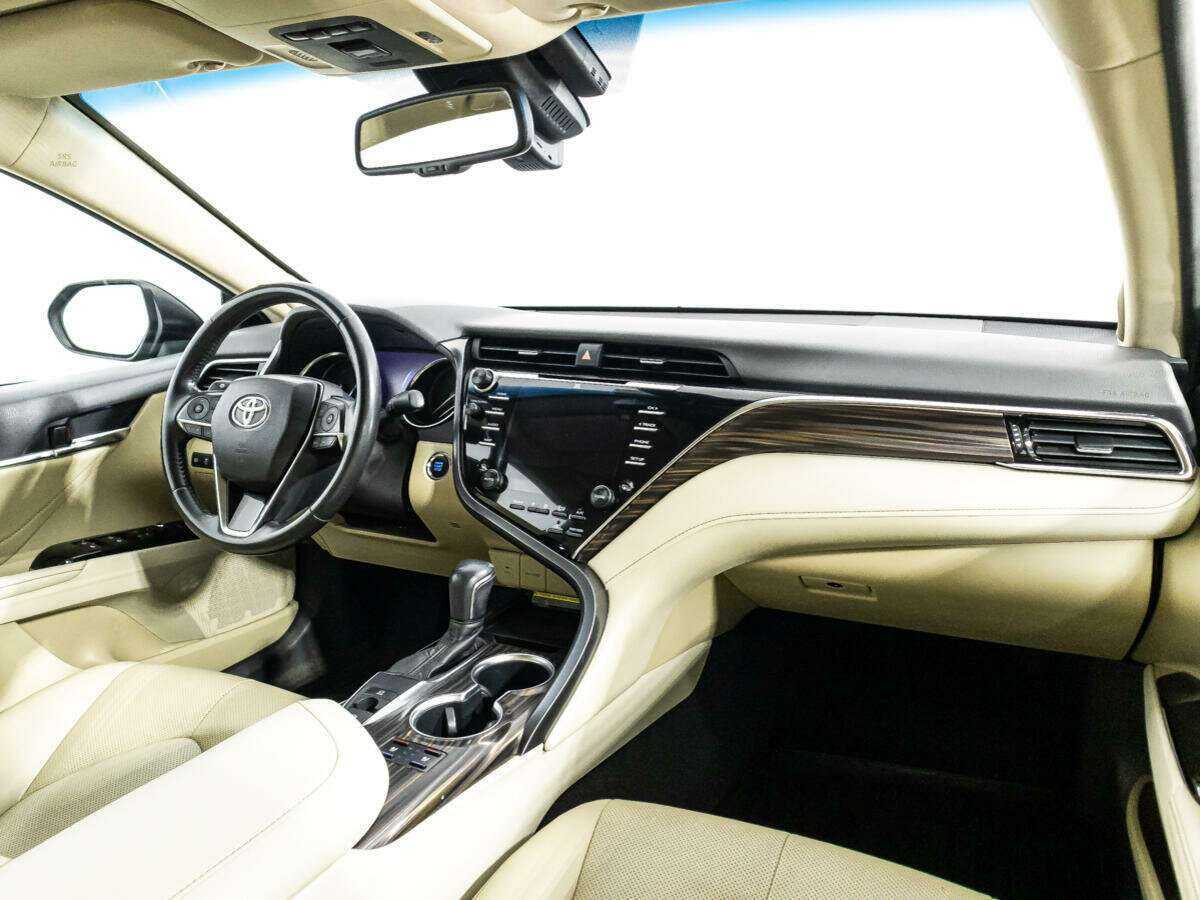 Купить Toyota Camry, 2018, 80 400 км.. Фото: #8