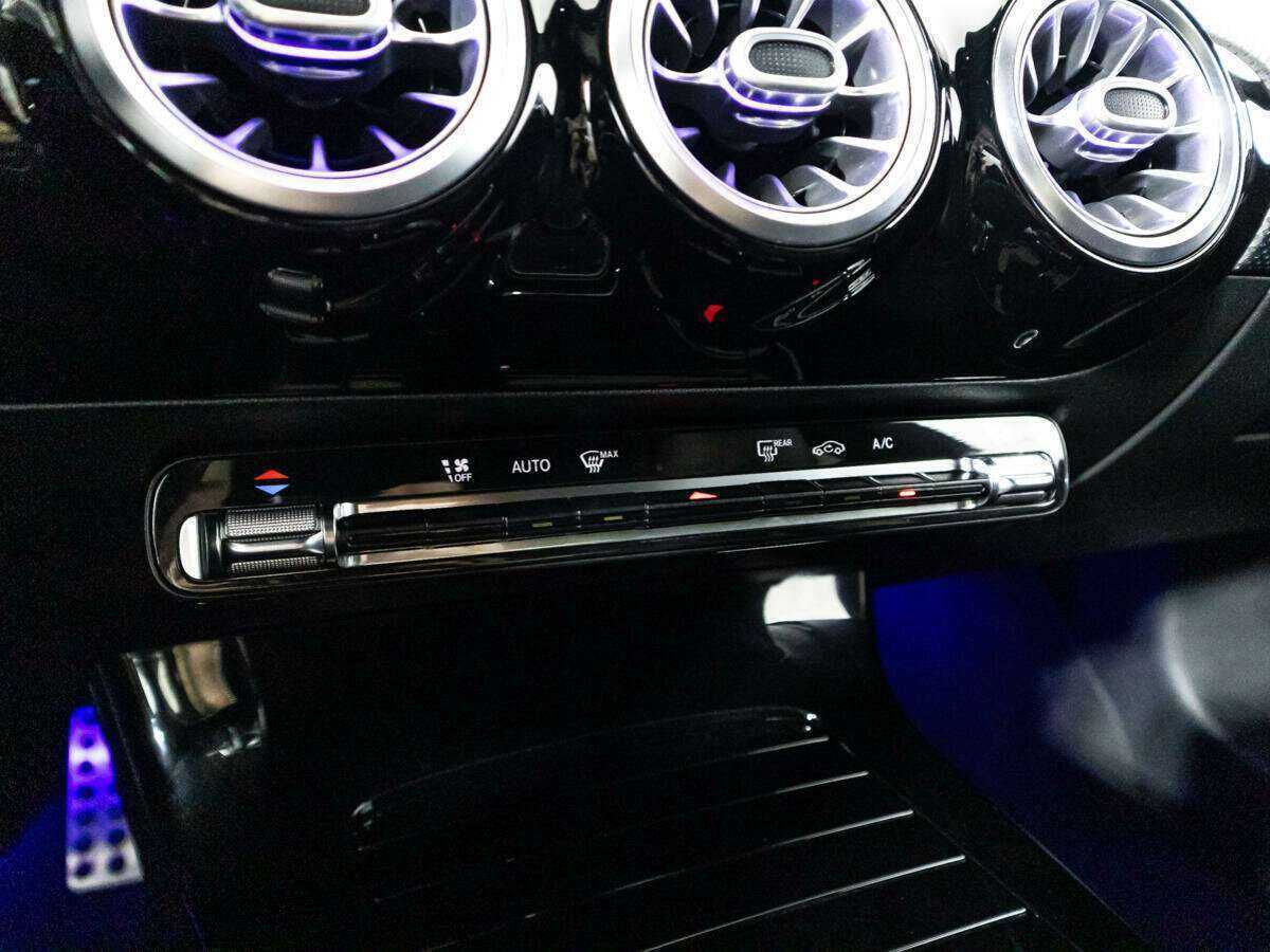 Купить Mercedes-Benz CLA, 2019, 115 001 км.. Фото: #14