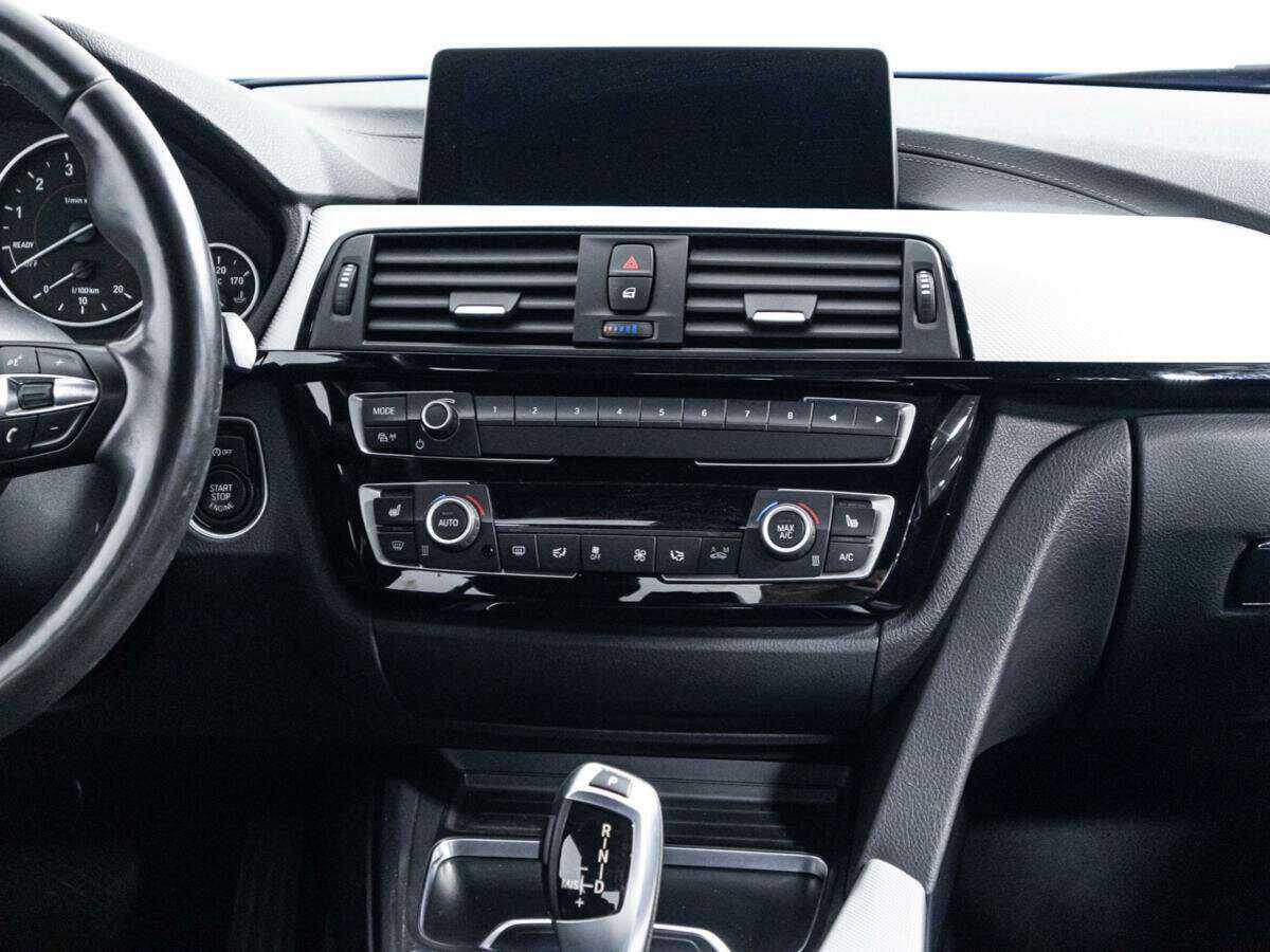 Купить BMW 3 серии, 2018, 69 691 км.. Фото: #13