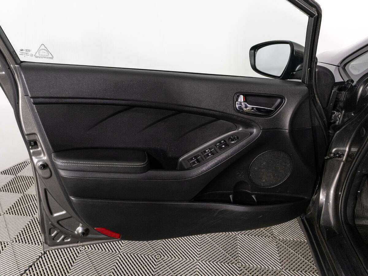 Купить Kia Cerato, 2019, 108 000 км.. Фото: #23