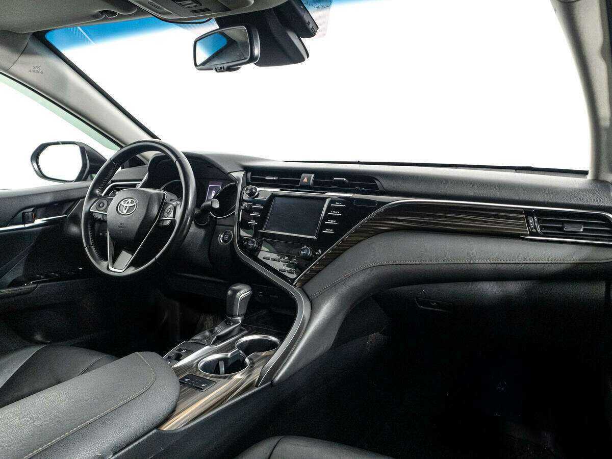 Купить Toyota Camry, 2018, 65 805 км.. Фото: #8