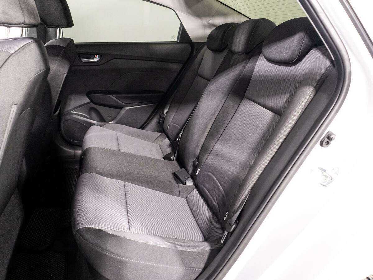 Купить Hyundai Solaris, 2018, 74 005 км.. Фото: #9