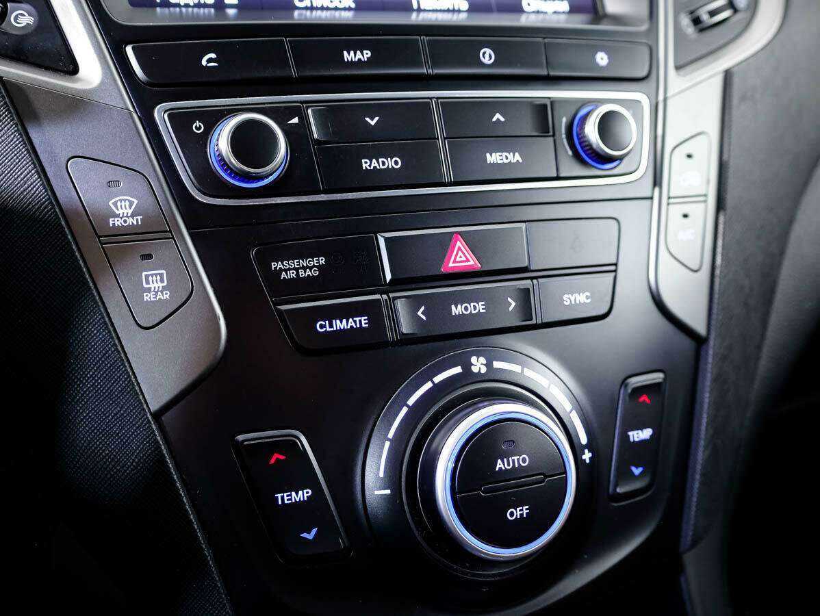 Купить Hyundai Santa Fe, 2017, 95 780 км.. Фото: #17