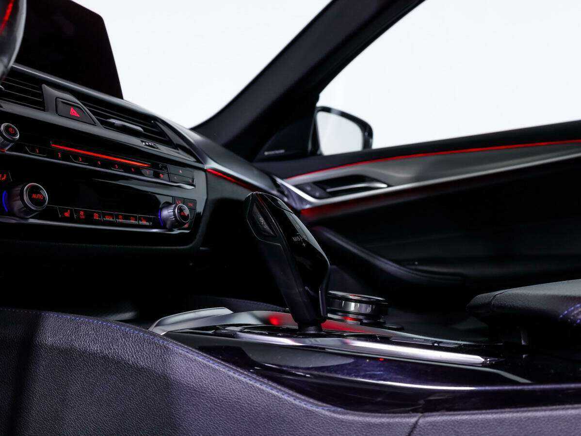 Купить BMW 5 серии, 2018, 209 516 км.. Фото: #13