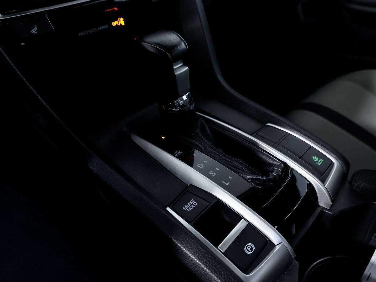Купить Honda Civic, 2019, 26 064 км.. Фото: #15