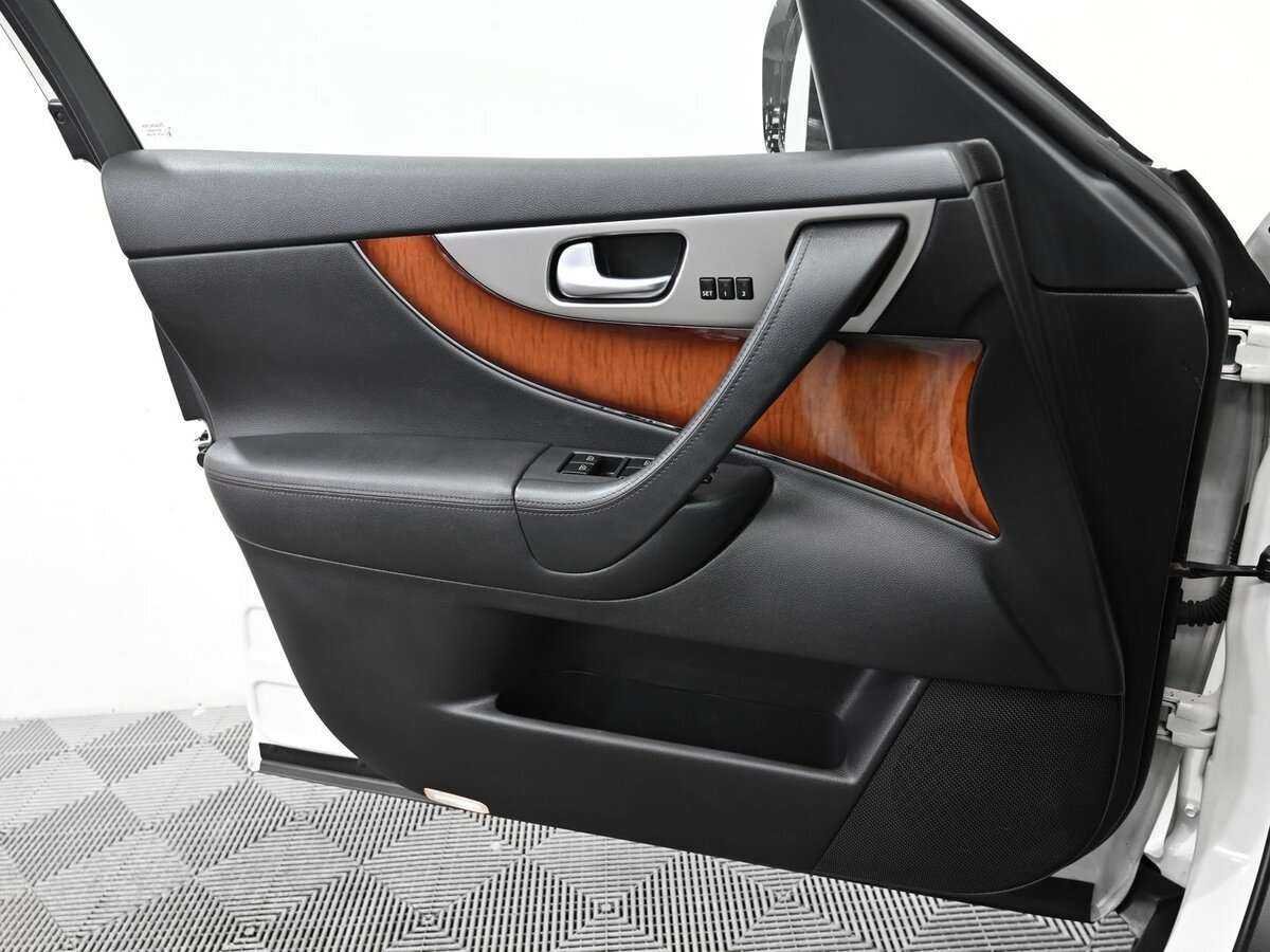 Купить Infiniti FX, 2012, 172 000 км.. Фото: #8
