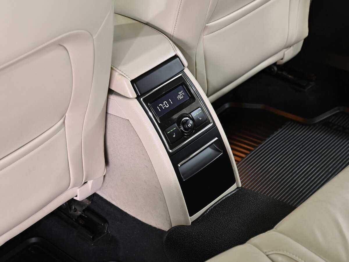 Купить Skoda Superb, 2013, 119 000 км.. Фото: #6