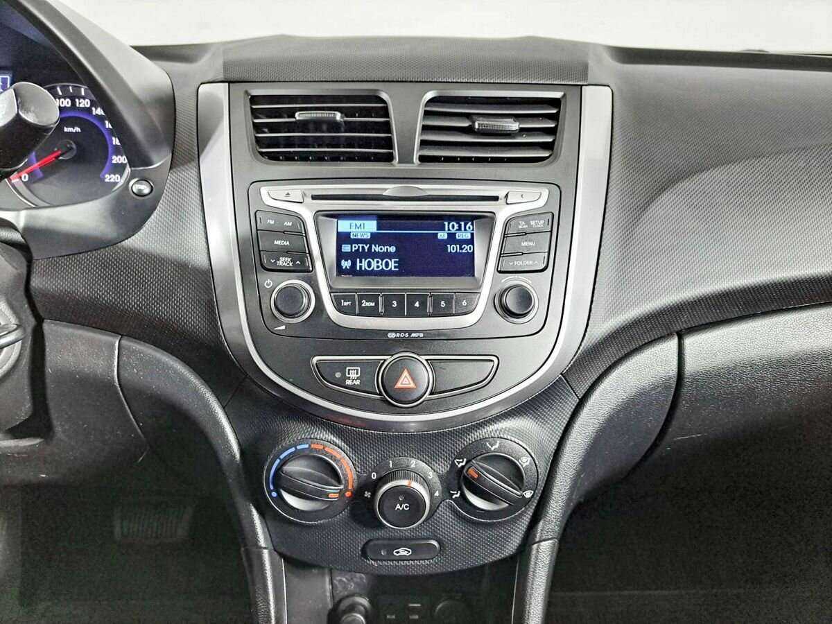 Купить Hyundai Solaris, 2016, 75 054 км.. Фото: #12