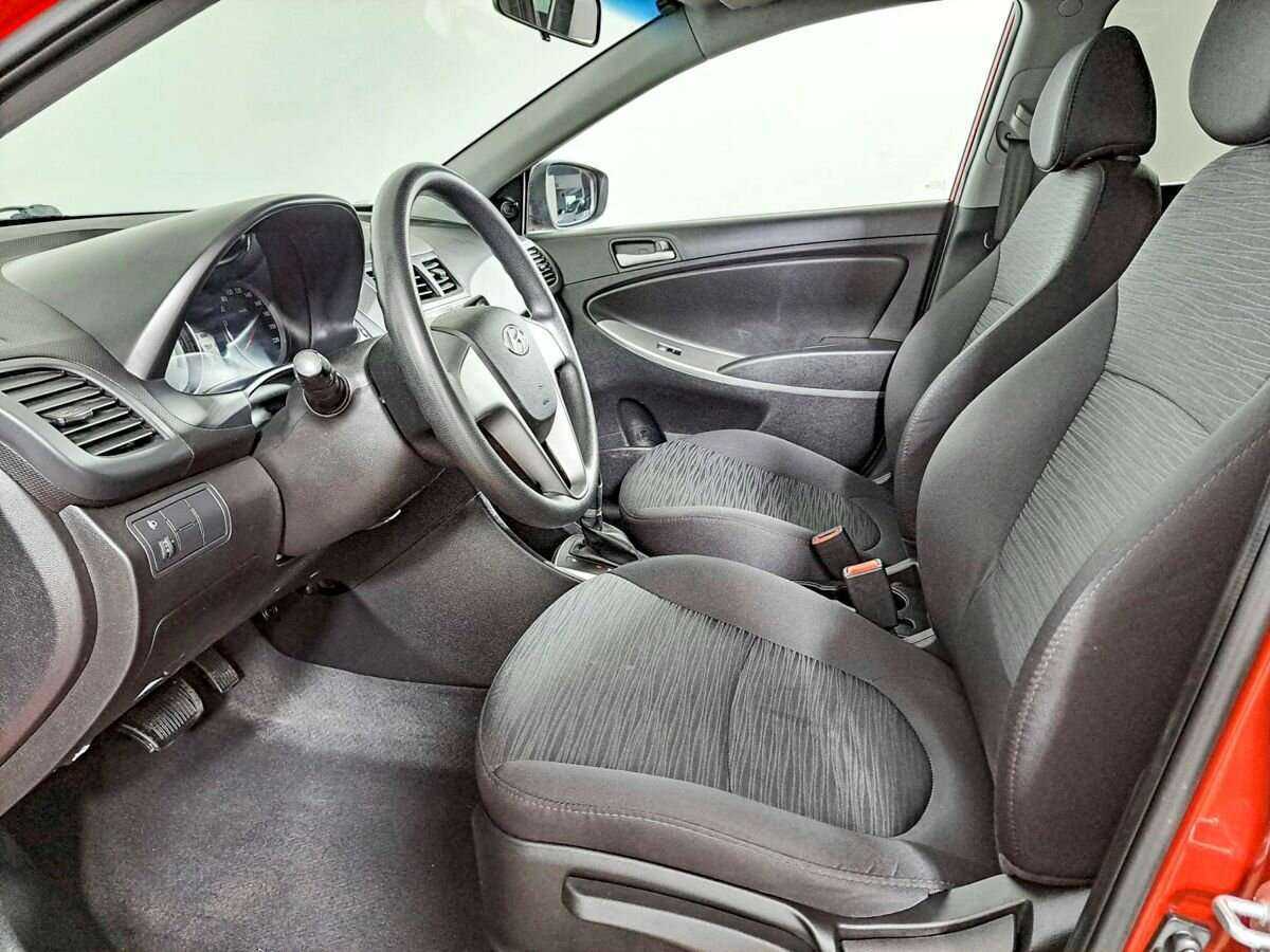Купить Hyundai Solaris, 2016, 75 054 км.. Фото: #13