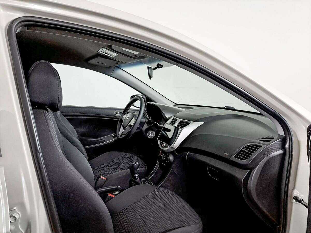 Купить Hyundai Solaris, 2015, 192 000 км.. Фото: #5