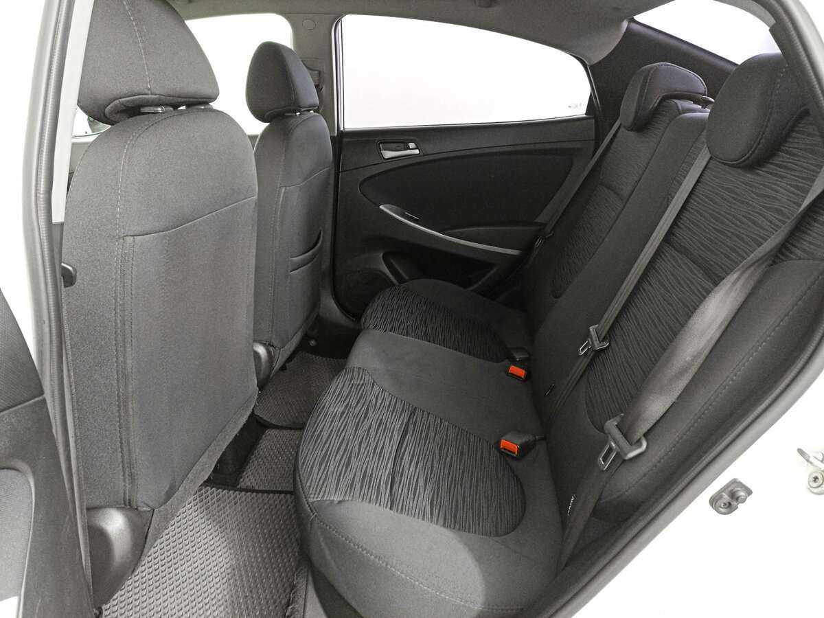 Купить Hyundai Solaris, 2015, 125 600 км.. Фото: #9