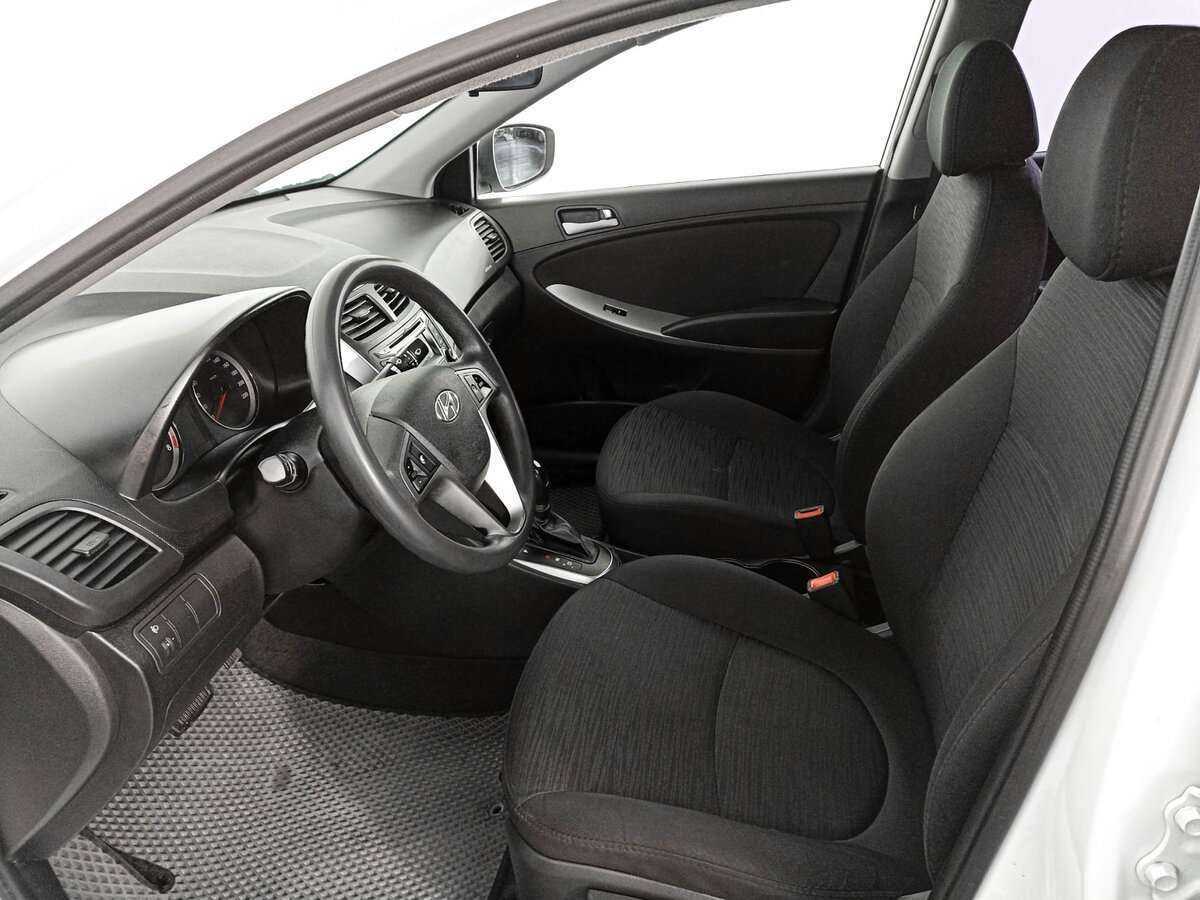 Купить Hyundai Solaris, 2015, 125 600 км.. Фото: #13