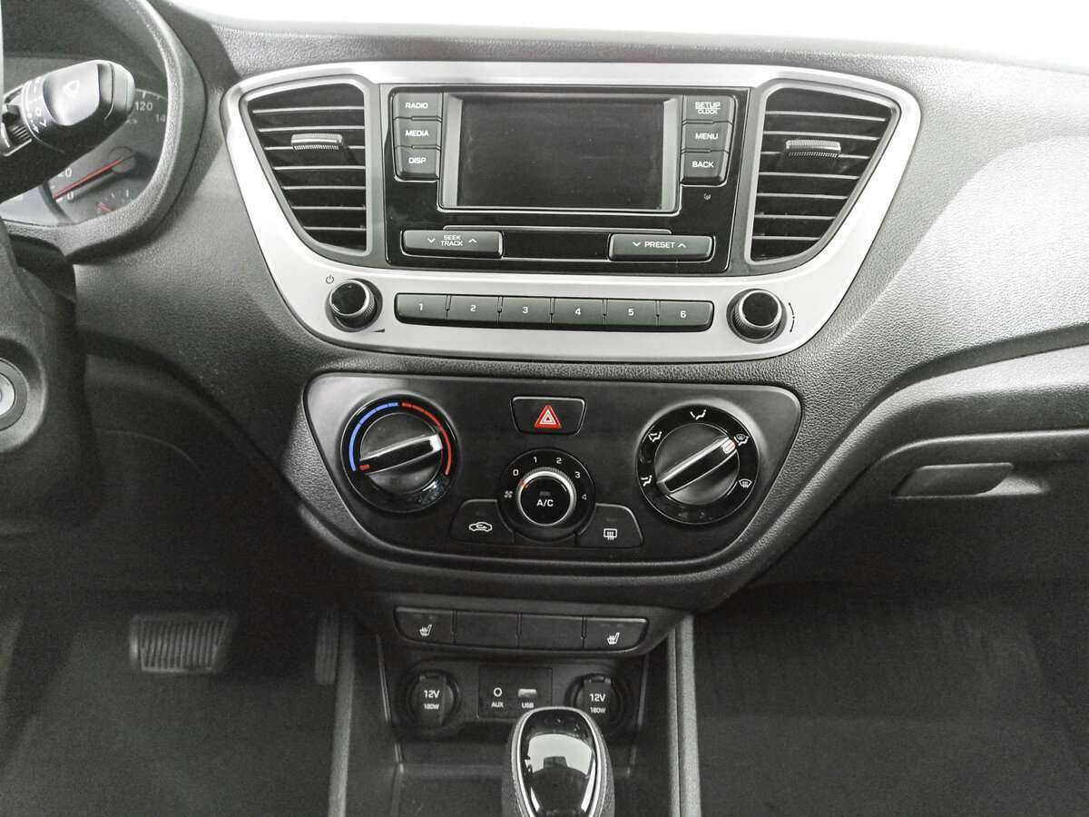 Купить Hyundai Solaris, 2018, 98 002 км.. Фото: #12