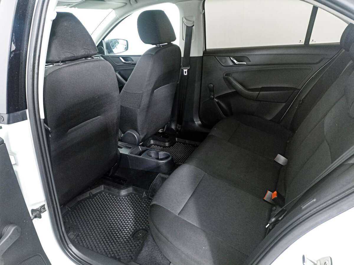 Купить Skoda Rapid, 2017, 104 863 км.. Фото: #11