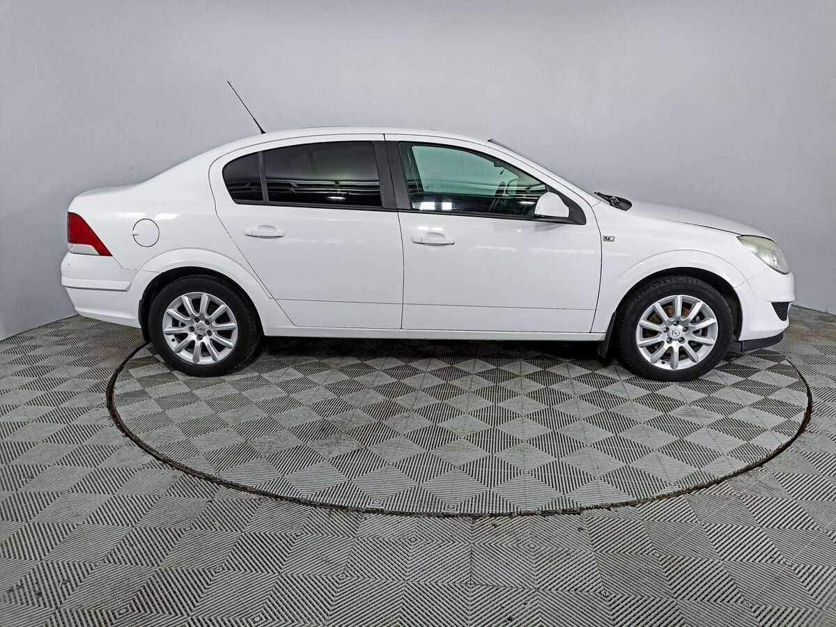 Купить Opel Astra, 2013, 218 764 км.. Фото: #3