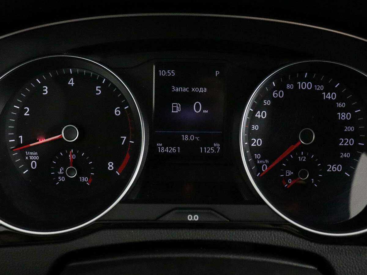 Купить Volkswagen Passat, 2017, 181 000 км.. Фото: #9