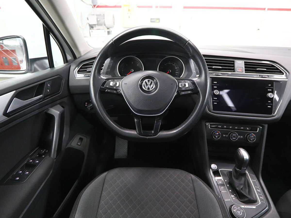 Купить Volkswagen Tiguan, 2018, 67 000 км.. Фото: #17