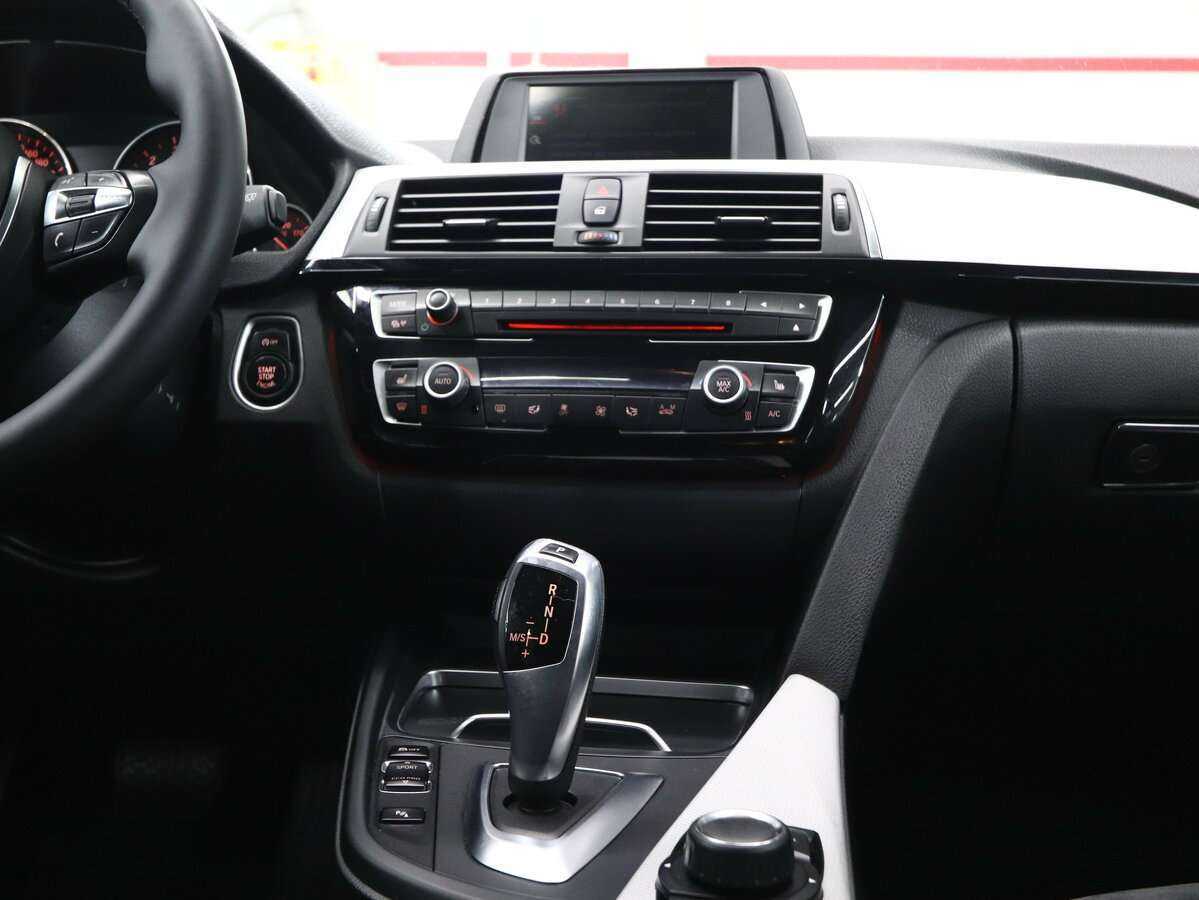 Купить BMW 3 серии, 2016, 186 000 км.. Фото: #17