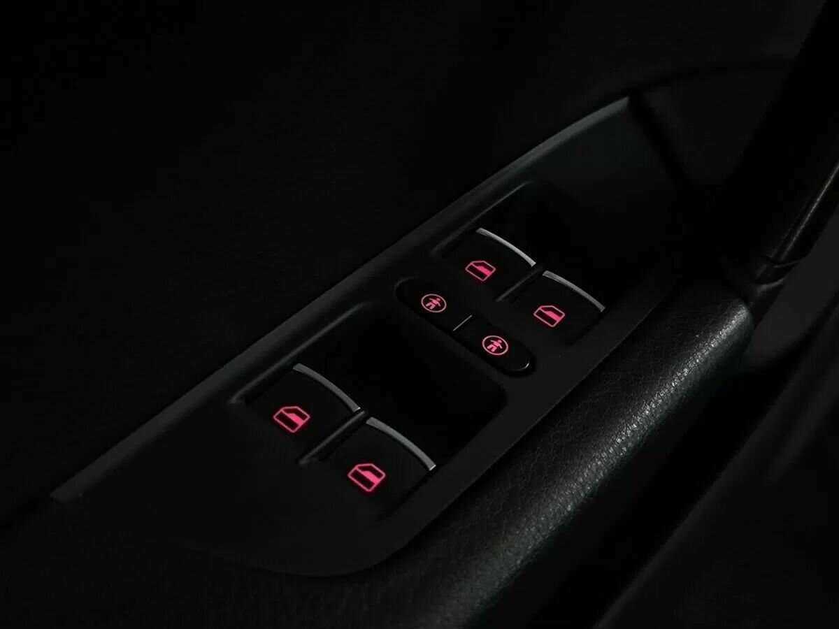 Купить Volkswagen Touareg, 2014, 176 954 км.. Фото: #24