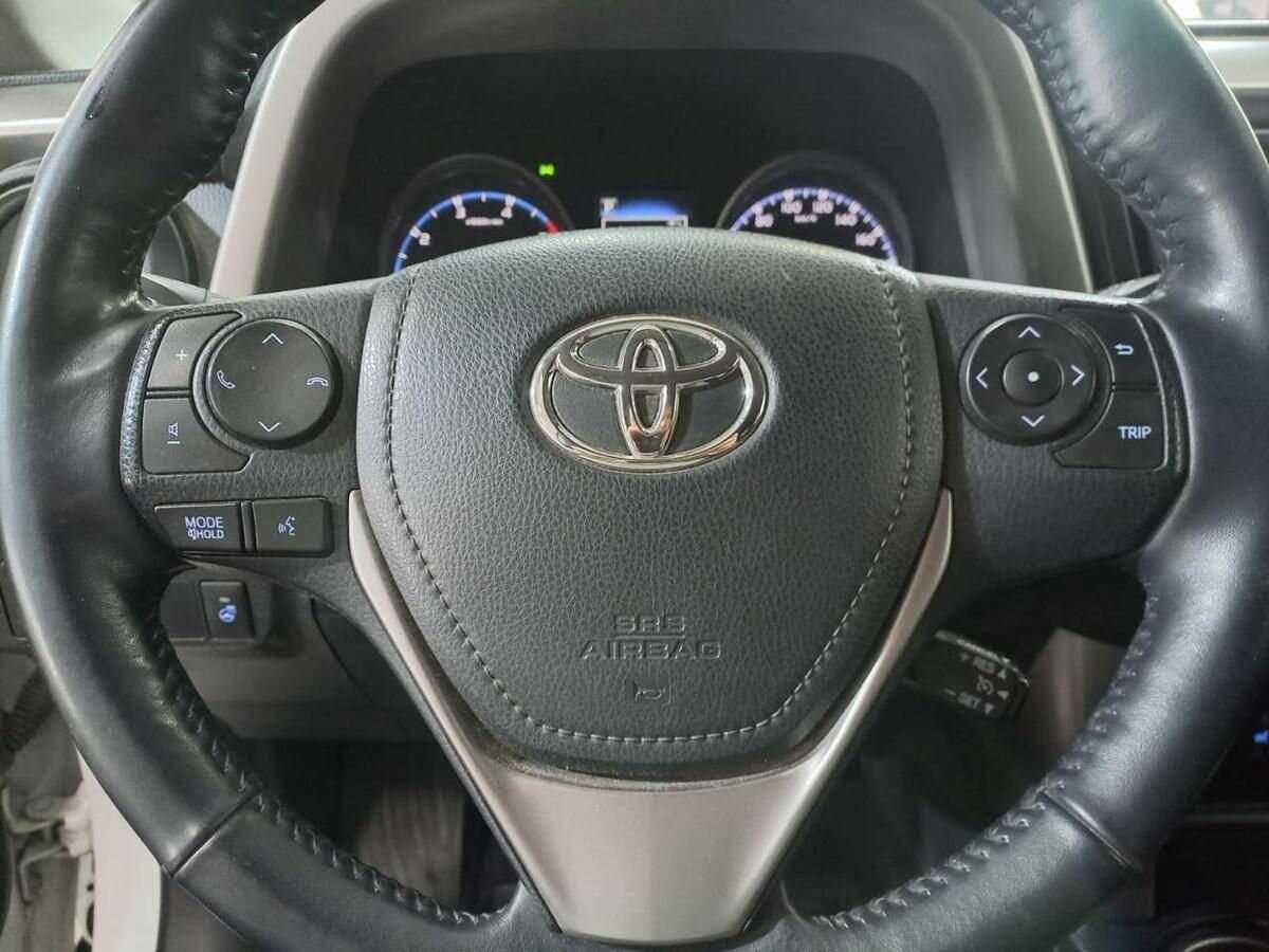 Купить Toyota RAV4, 2018, 95 472 км.. Фото: #16