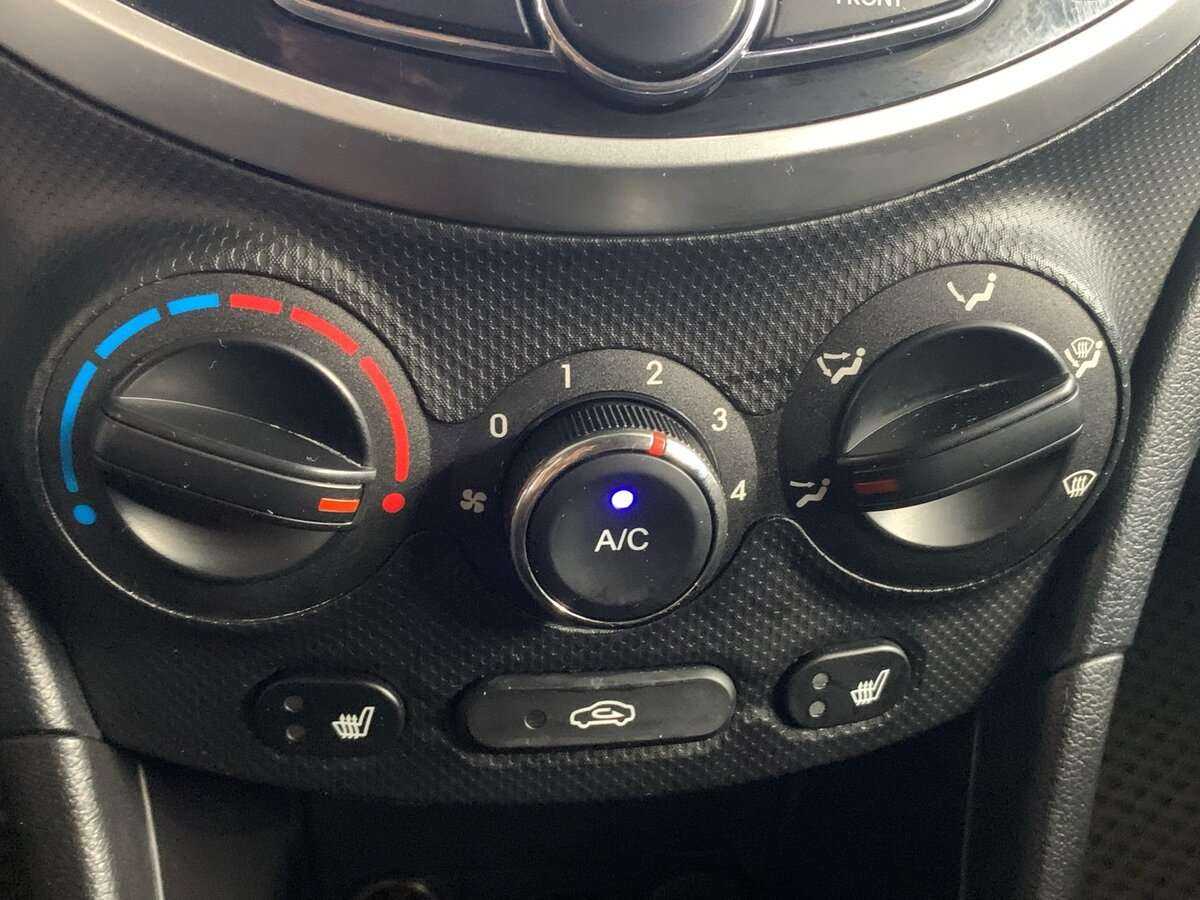 Купить Hyundai Solaris, 2012, 167 017 км.. Фото: #14