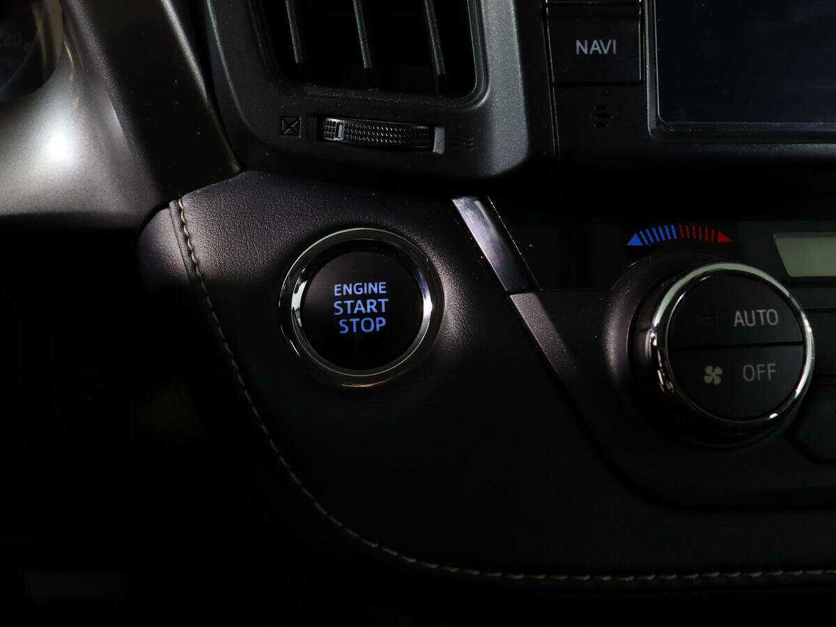 Купить Toyota RAV4, 2017, 141 211 км.. Фото: #18