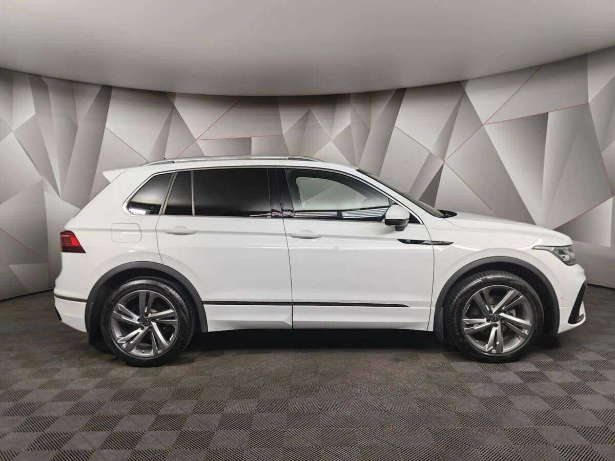Купить Volkswagen Tiguan, 2021, 48 962 км.. Фото: #5