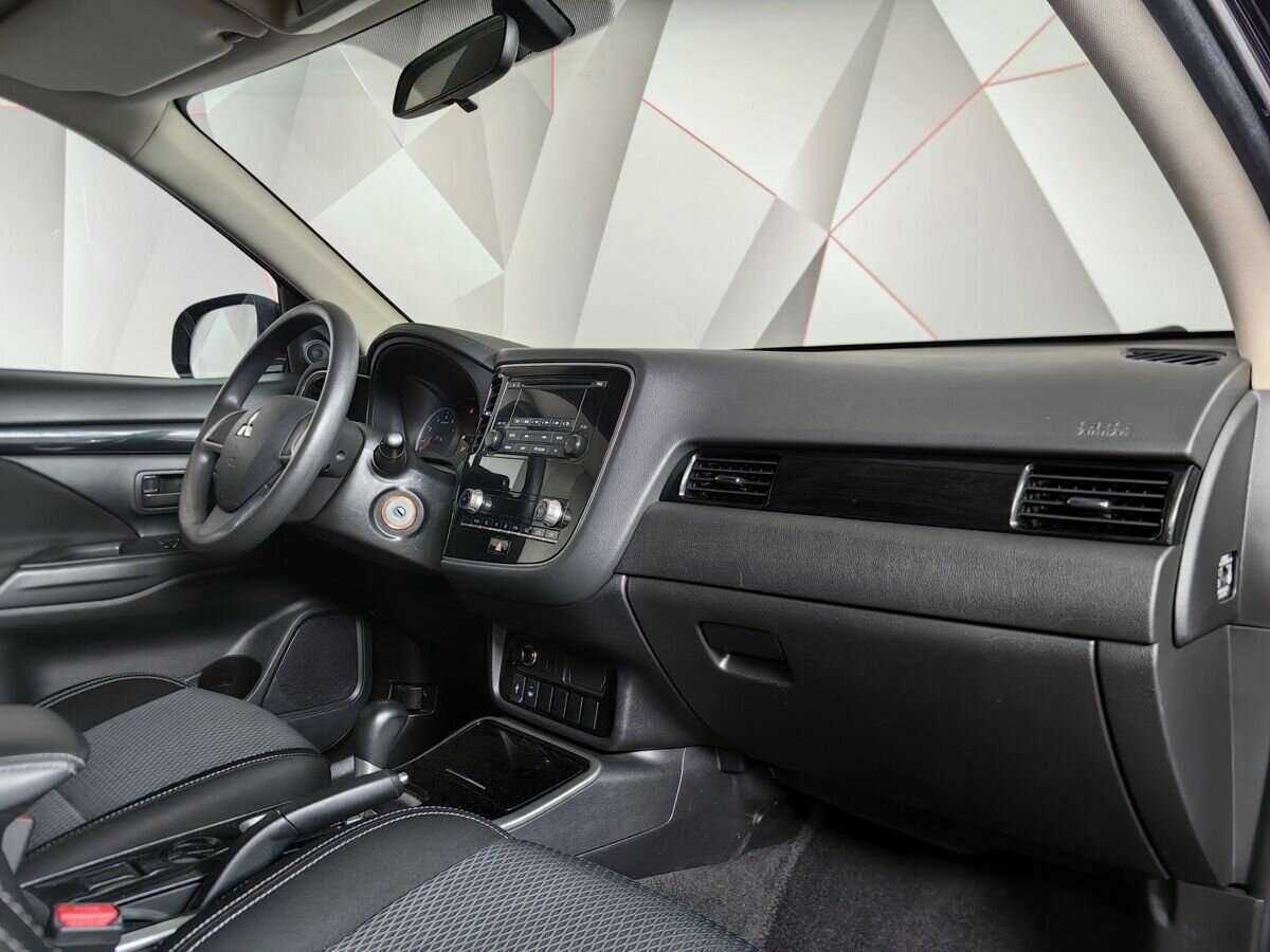 Купить Mitsubishi Outlander, 2020, 97 445 км.. Фото: #9