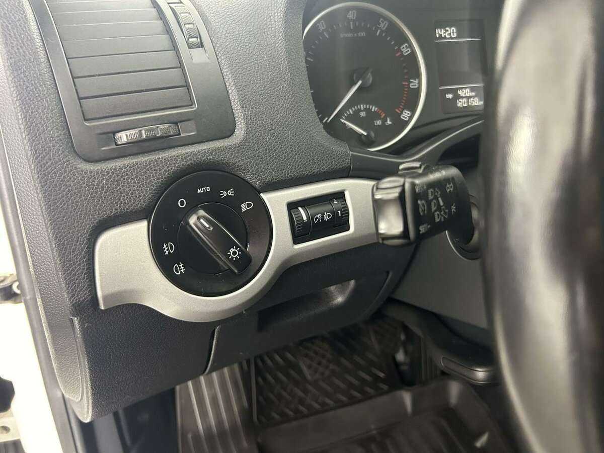 Купить Skoda Octavia, 2012, 120 158 км.. Фото: #8